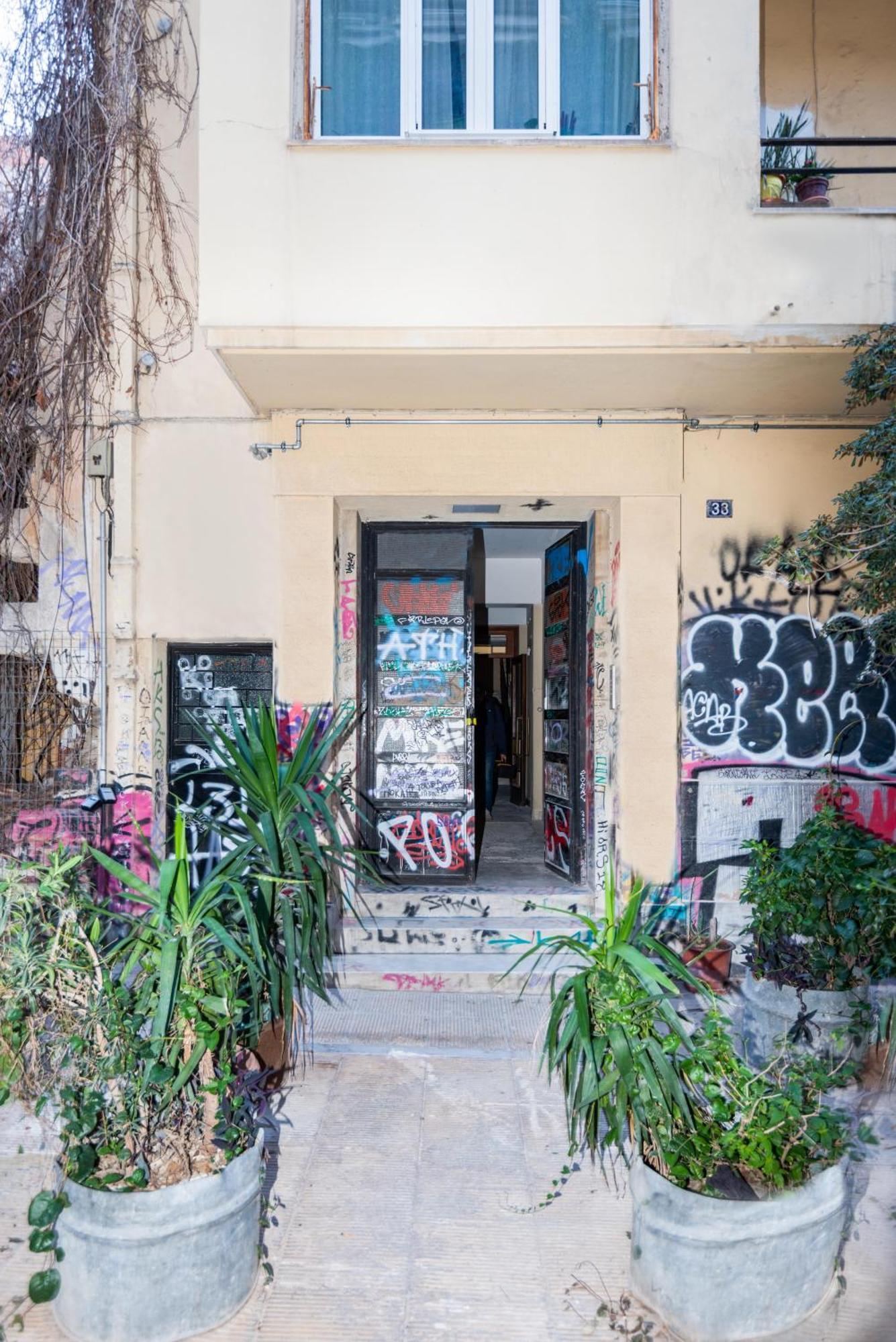 Zen Love, Exarchia Афіни Екстер'єр фото